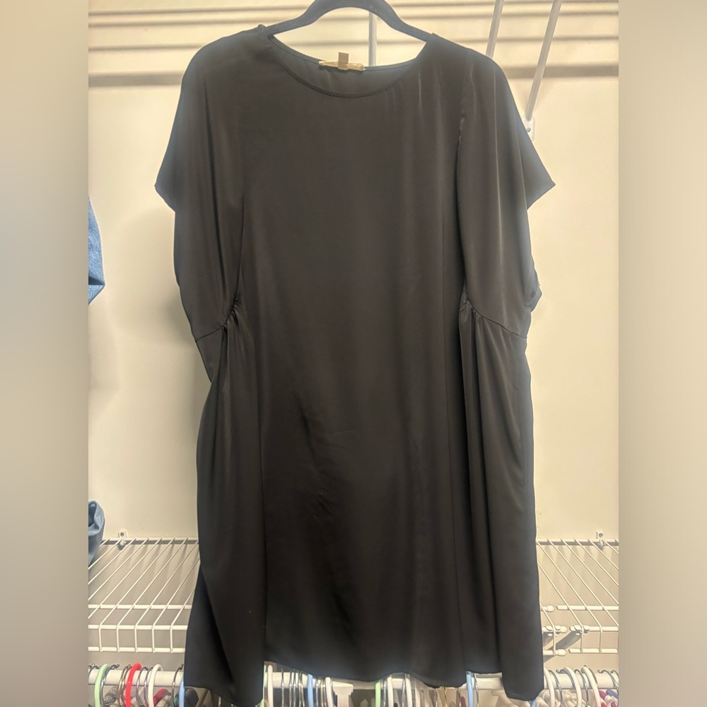 Boutique Grade and gather‎ black tunic dress